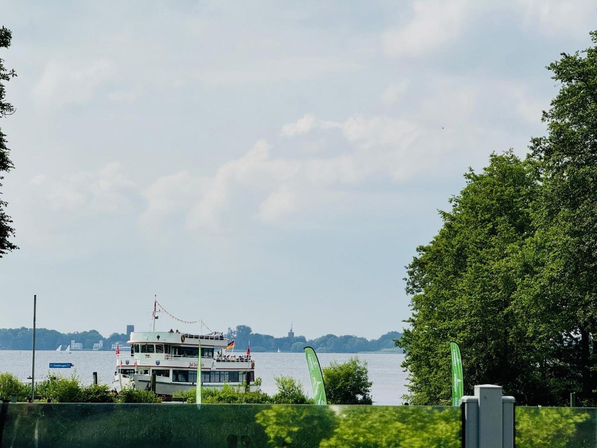 Das 53°Hotel Bad Zwischenahn Bagian luar foto
