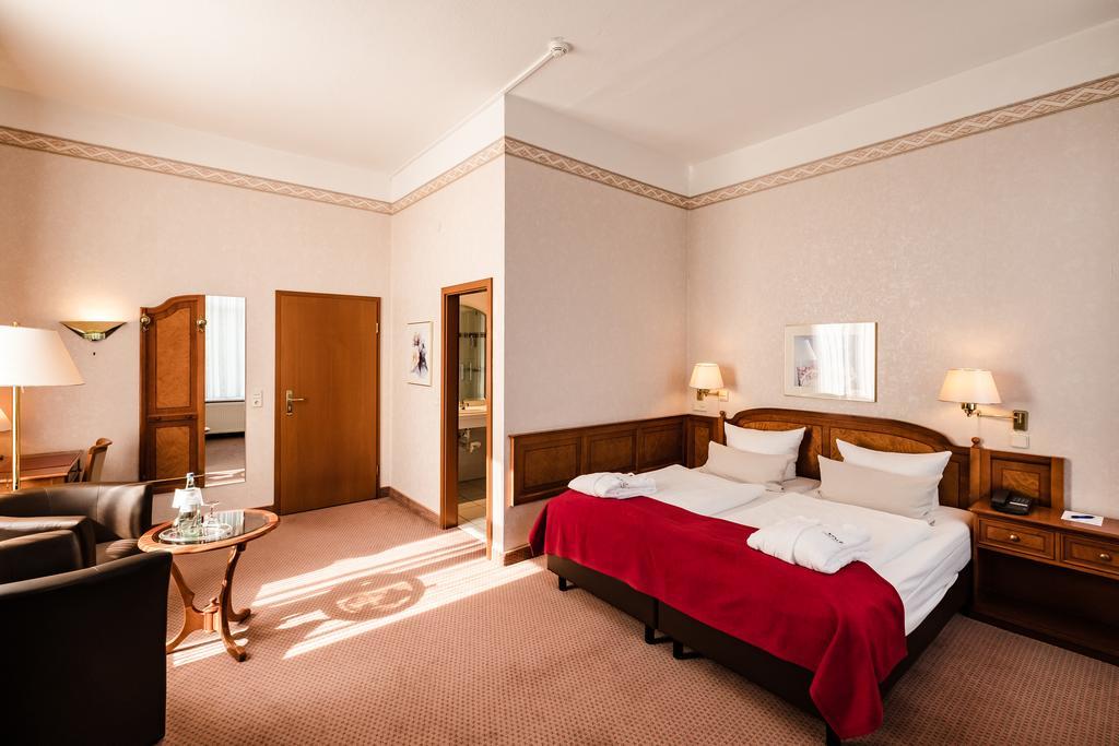 Das 53°Hotel Bad Zwischenahn Bagian luar foto