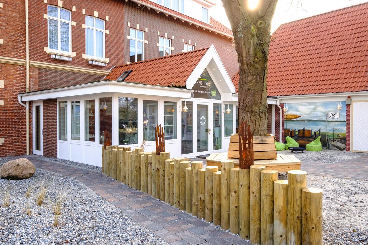 Das 53°Hotel Bad Zwischenahn Bagian luar foto